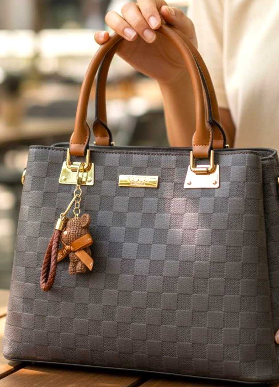 Bessie London Check Tote with Keyring – Grey